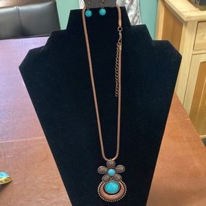 Paparazzi necklace and earring set